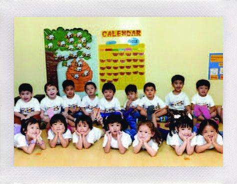 Having class picture is a great way to build togetherness and friendships among students. Friendships are helpful in developing the social skills and emotional skills.